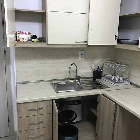 By Saturday Market Apartment